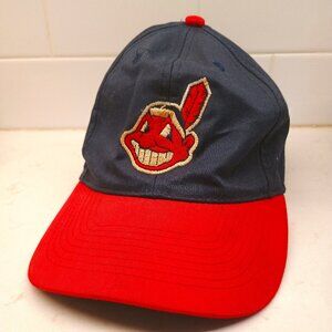 Vintage CLEVELAND INDIANS Baseball Cap Hat Snapback MLB Genuine Merchandise